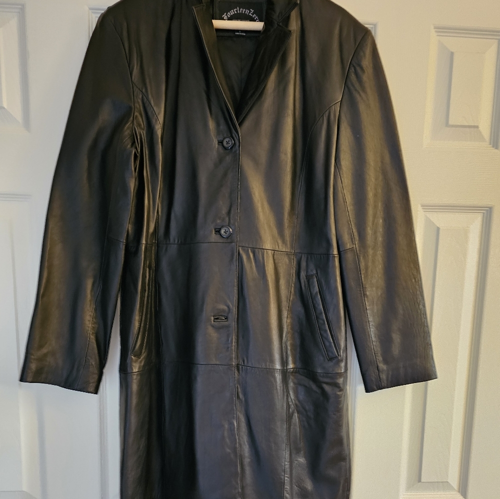 Women's Beautiful Leather Coat